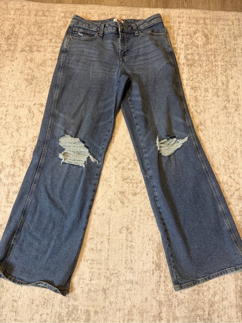 Distressed Wide-Leg Women's Jeans in Blue